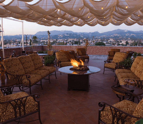 How Outdoor Furniture Shapes the Way People Use Their Outdoor Spaces